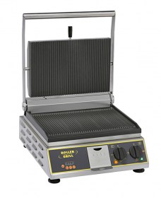 Photo d'un multi contact-grill et panini grill 3 en 1 pour panini, viande, burger