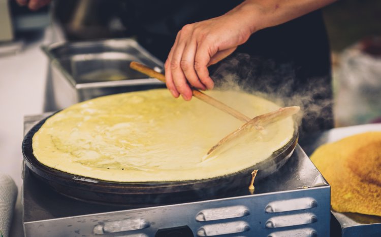 Safety precautions before using professional crepe maker